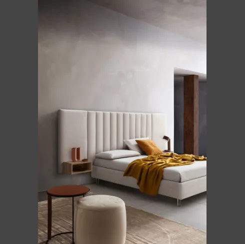 Letto Tile in tessuto imbottito di Le Comfort